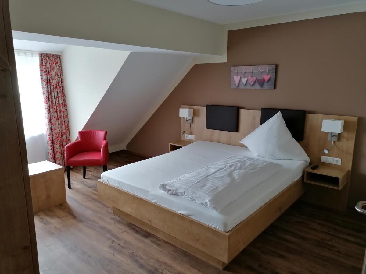 Landgasthof Niebler 아델스도프 외부 사진